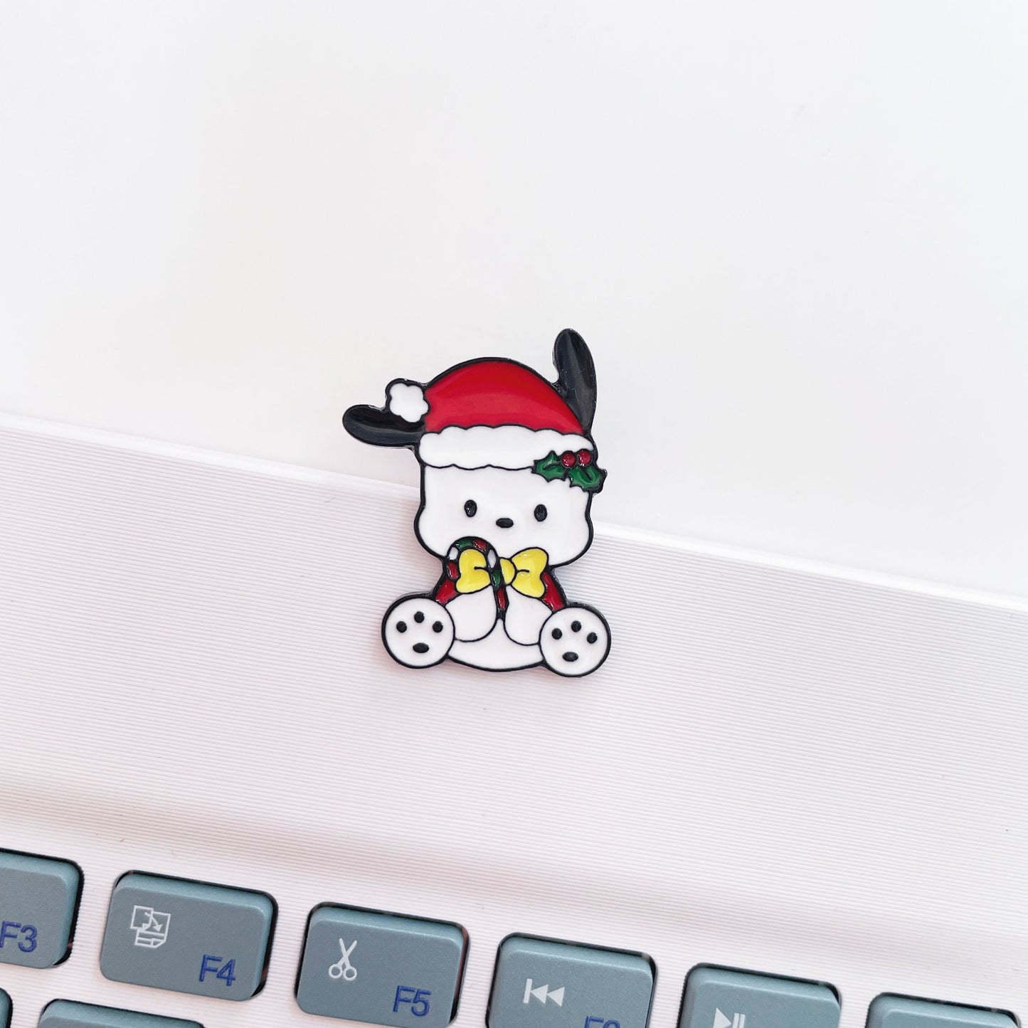 Pines de Sanrio Navidad